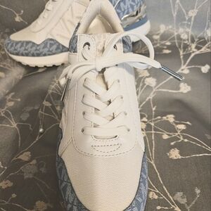 NWOT Michael Kors Tennis Shoes Size 5.5 M
